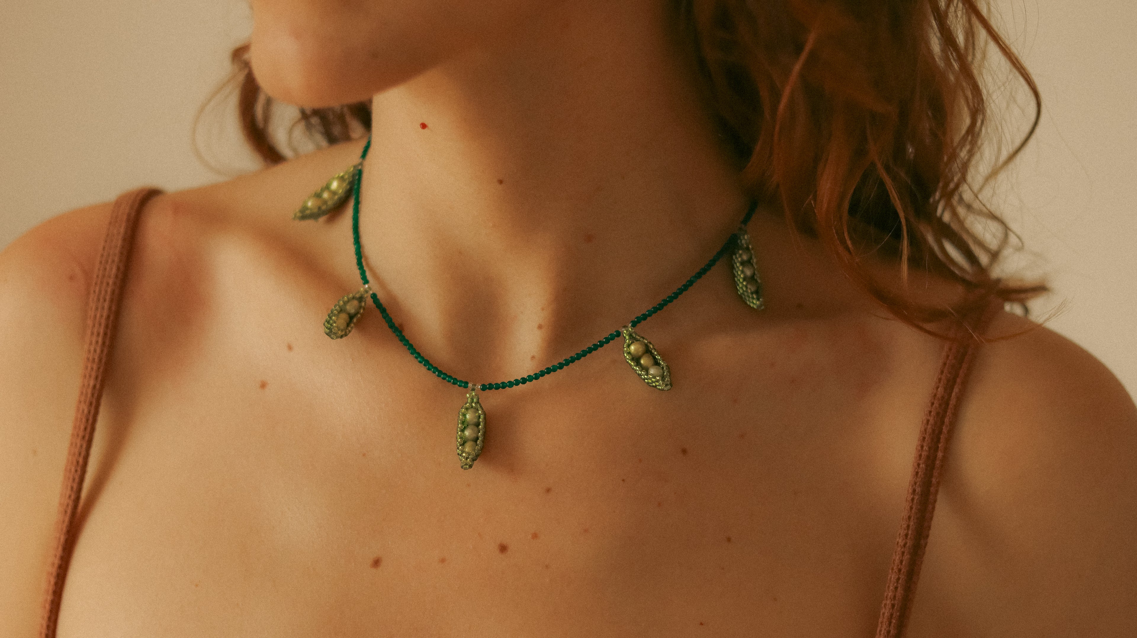 Collar Arvejas y Aventurinas