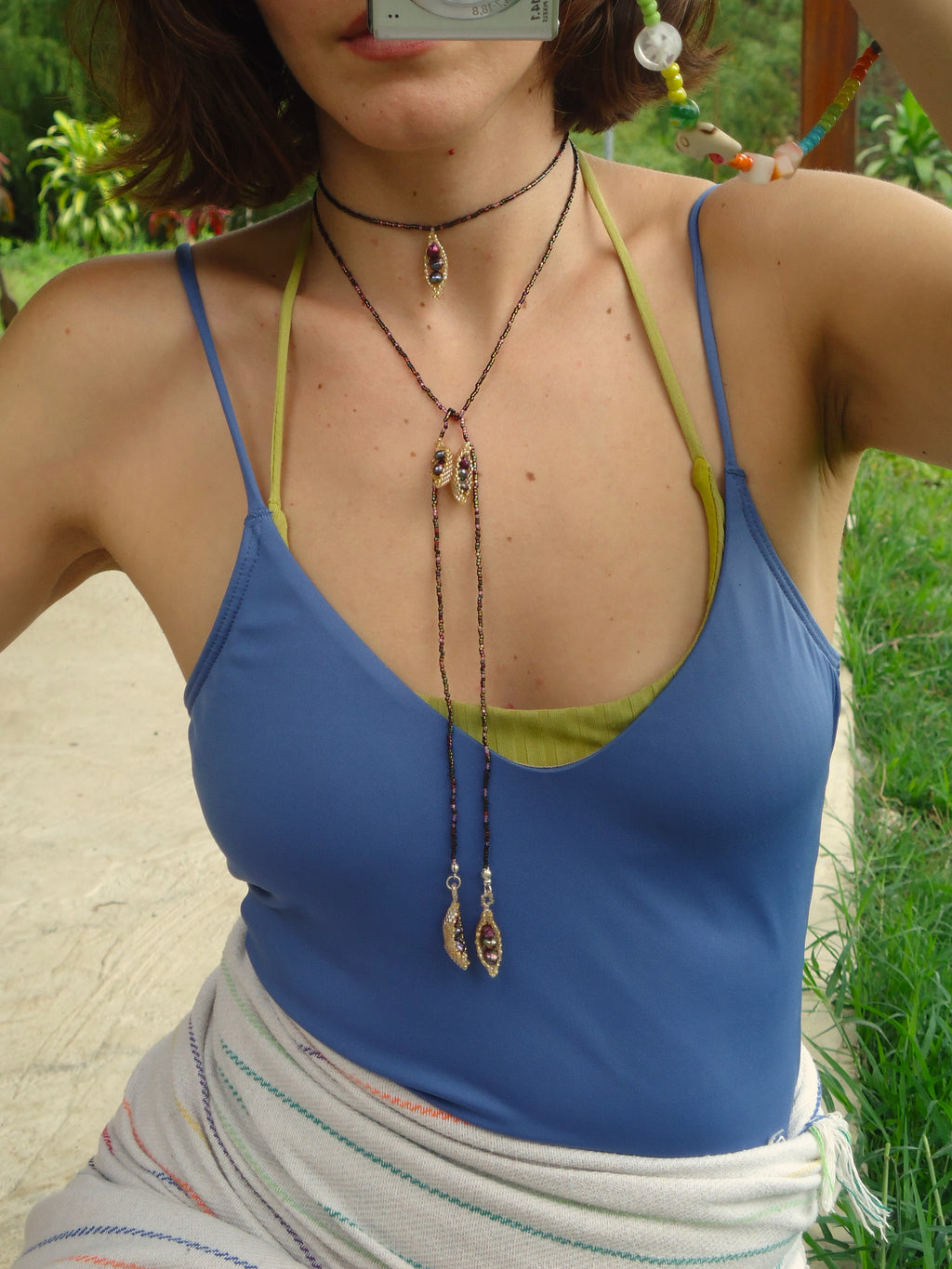 Collar largo Feijão preto