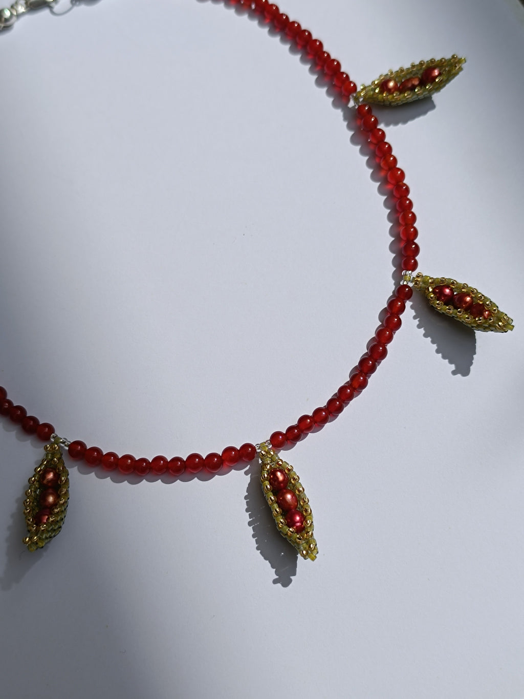 Collar Frijol rojo y cornalinas