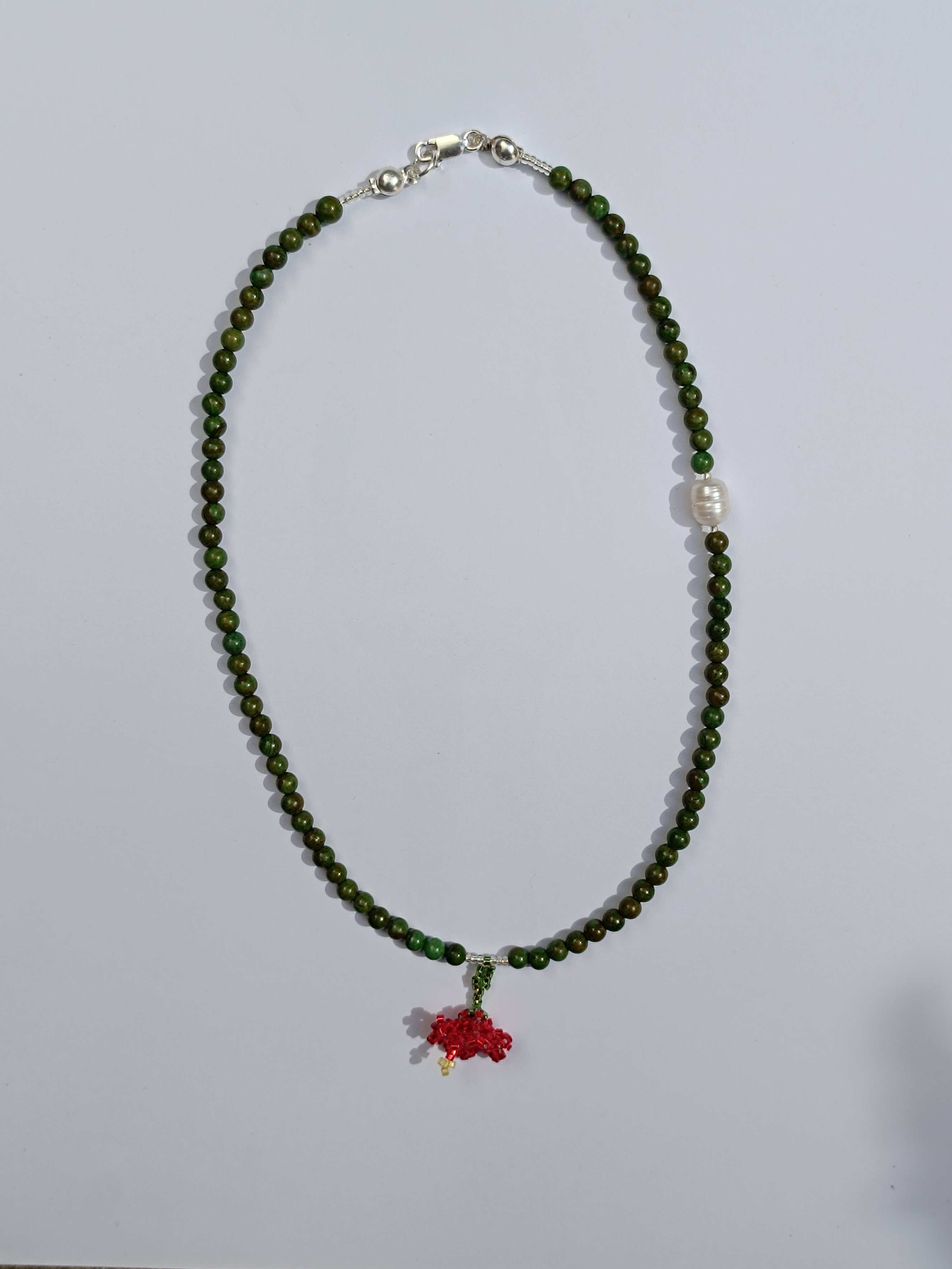 Collar Flor hibisco ~ Jaspe