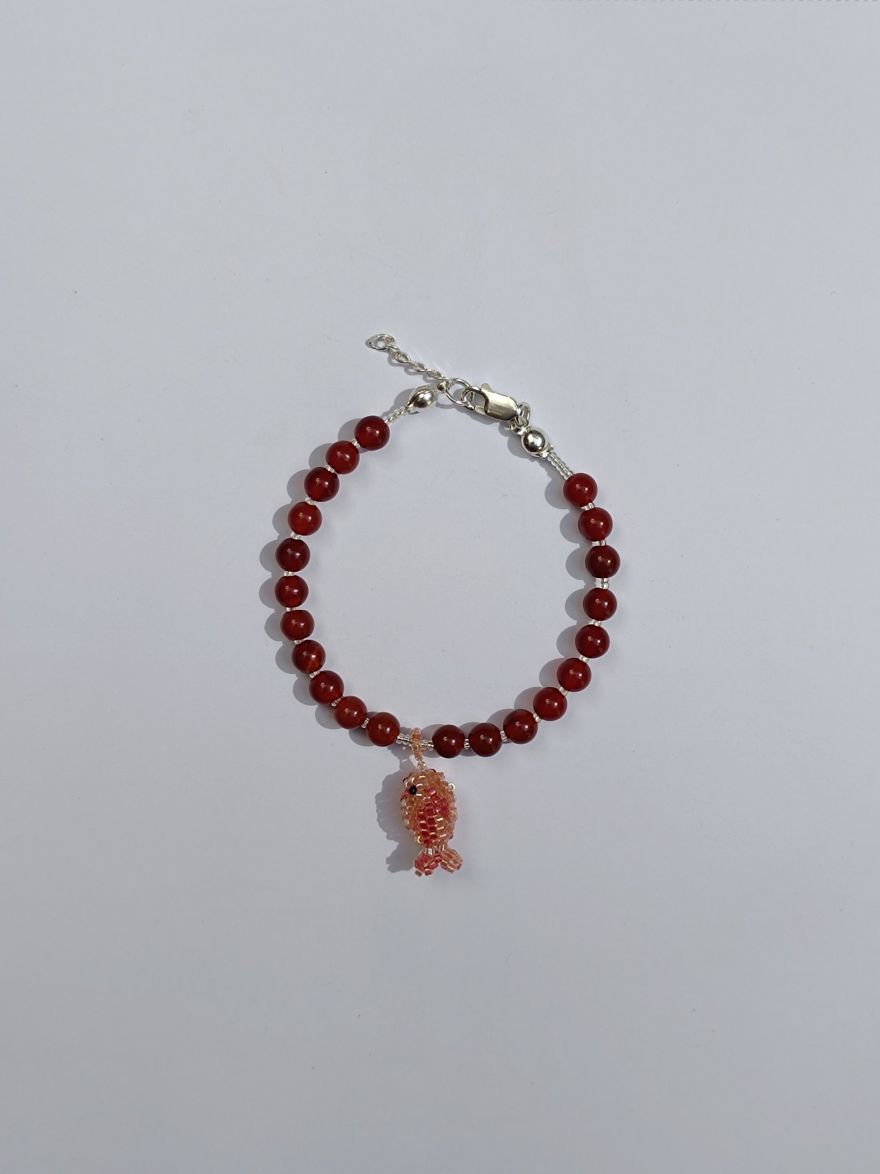 Pulsera Pez rosa ~ Cornalinas